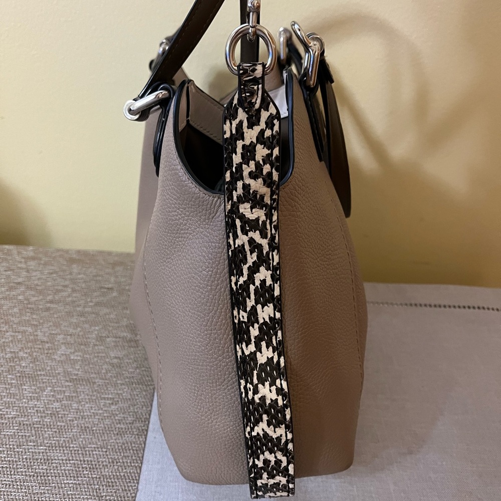 Coach Edie Turnlock, authentic, leather shoulder bag used only a few times.